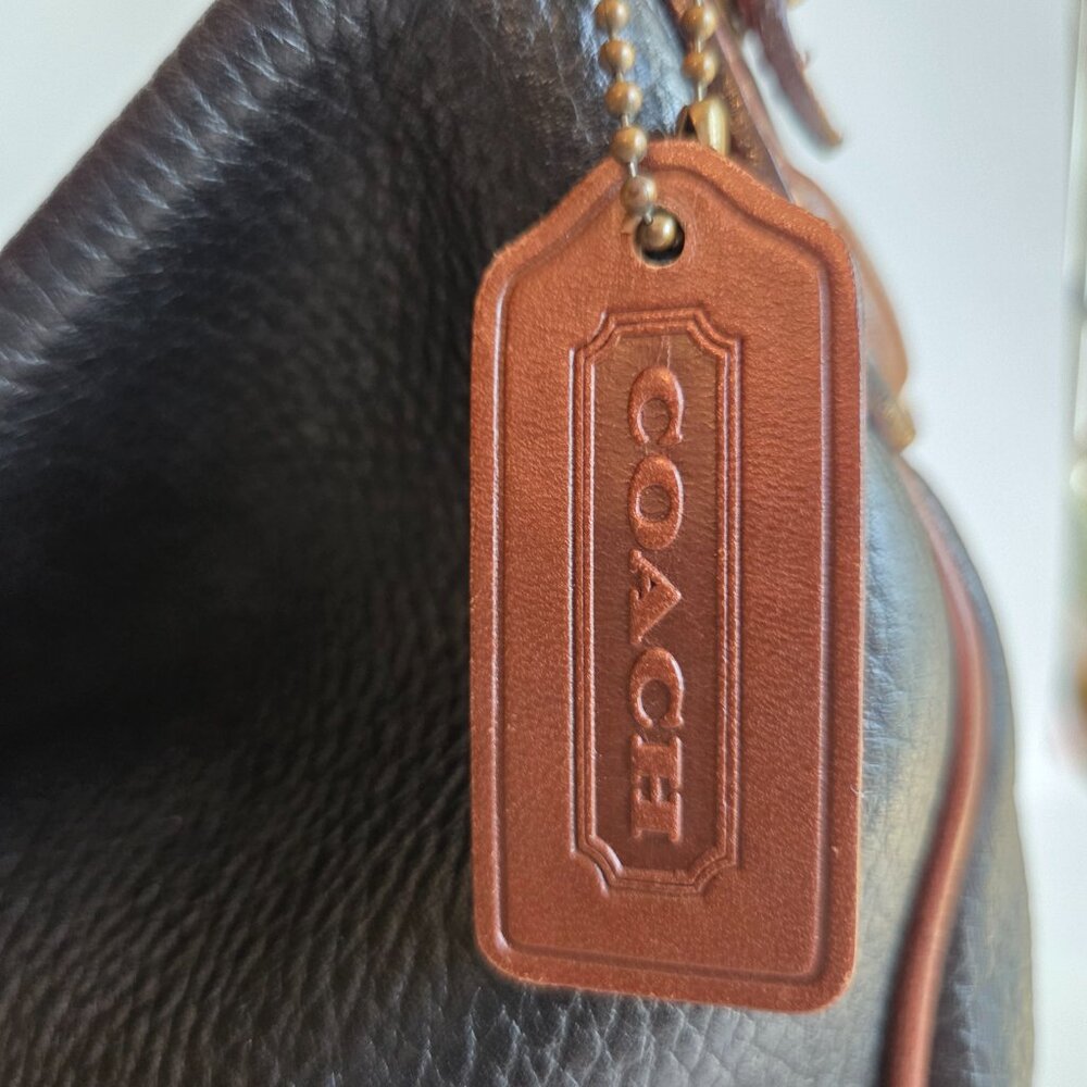 EUC Vintage Coach Sheridan Savannah Hobo (#4222) in Black with Tan Trim - Picture 5 of 13